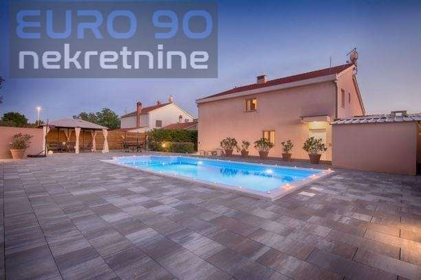listing-small