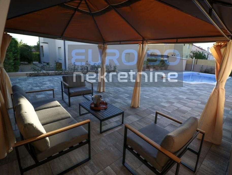 listing-small