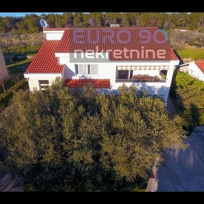 listing-small