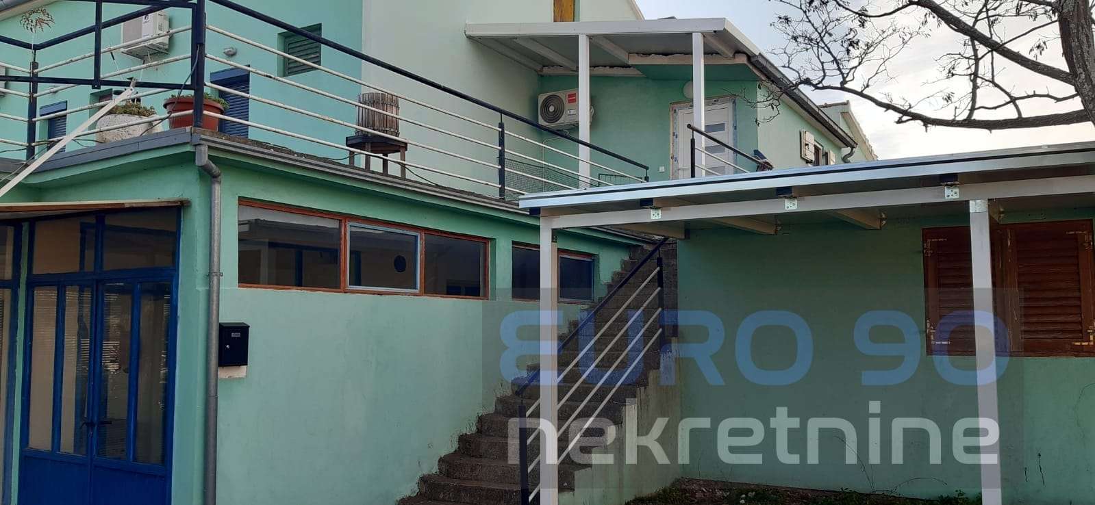 listing-small