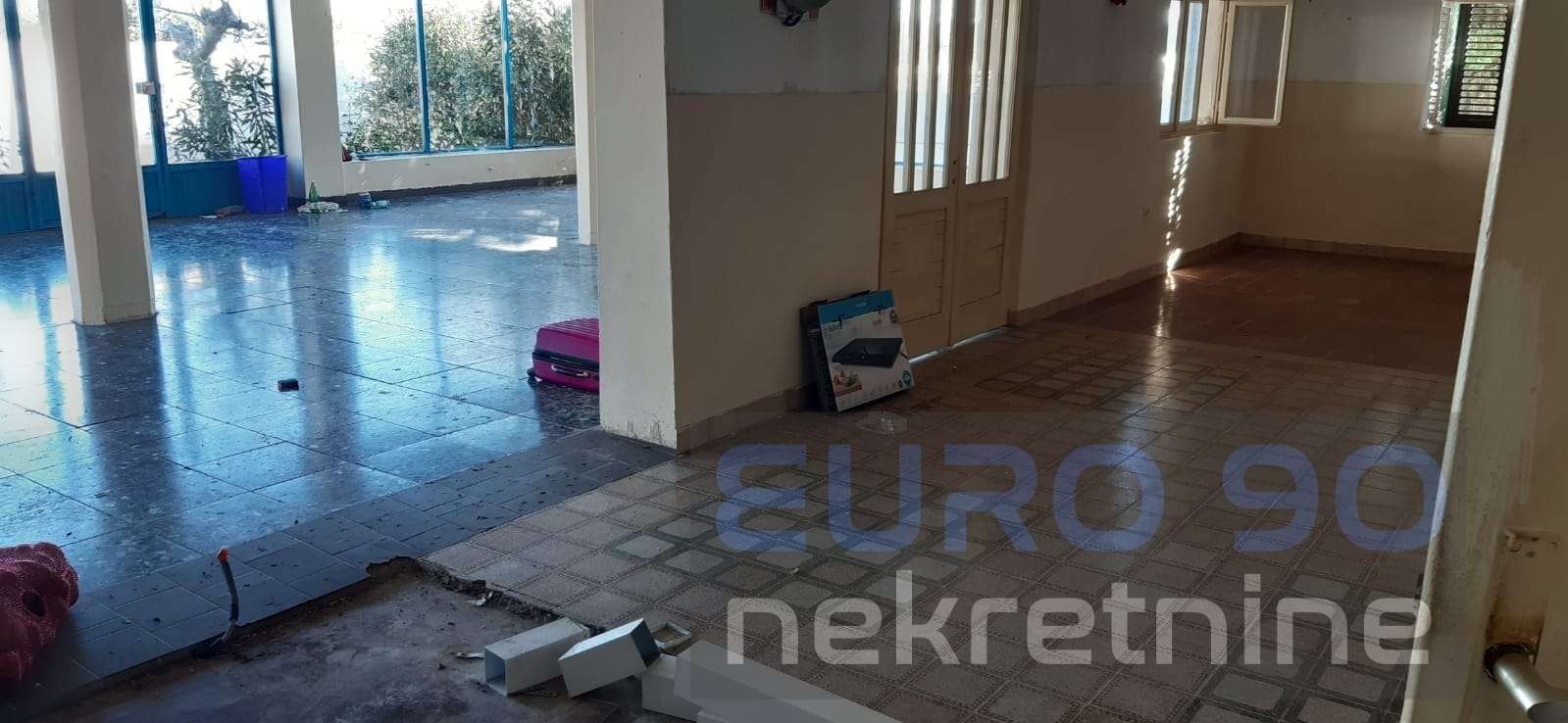 listing-small