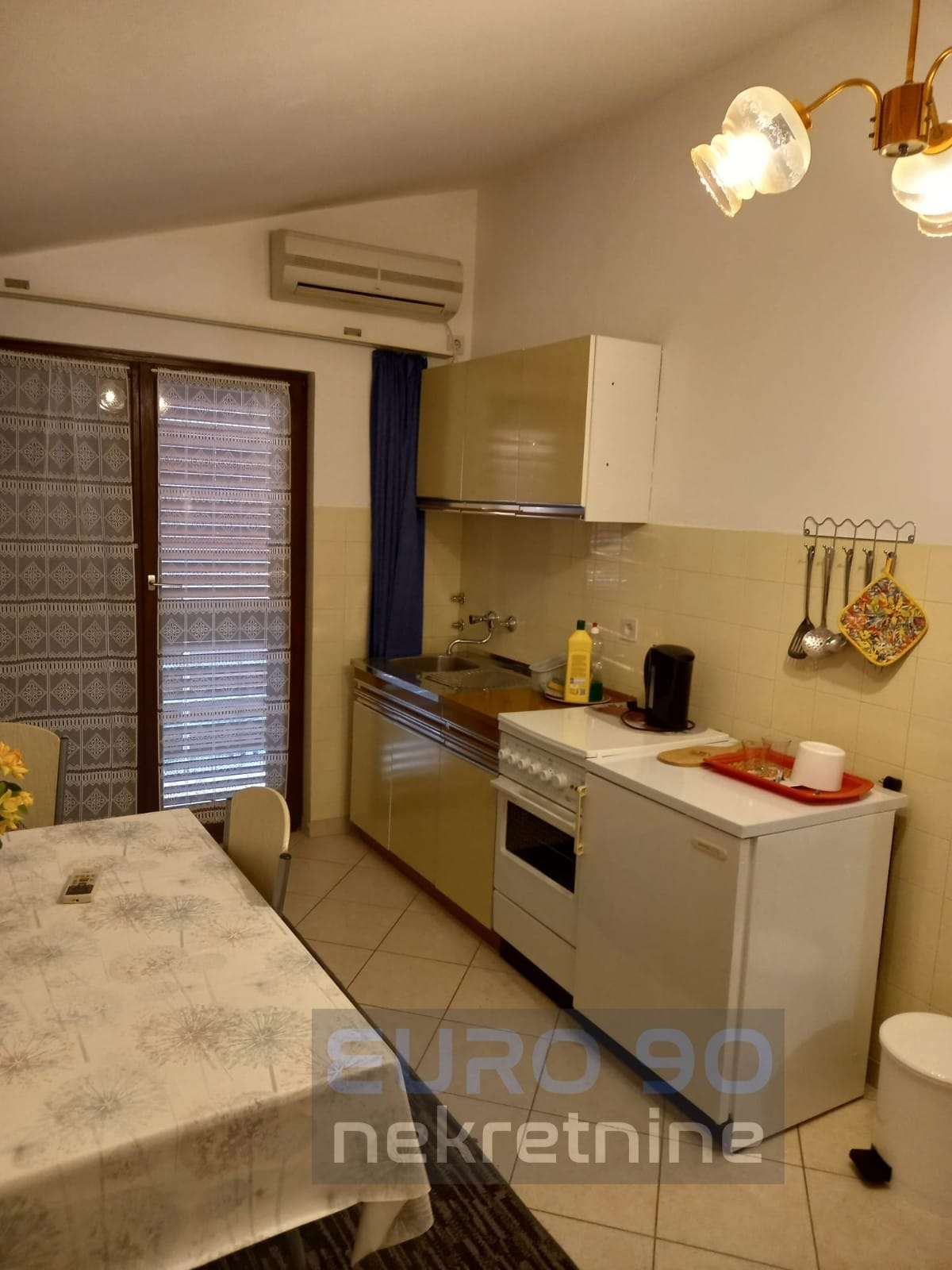 listing-small