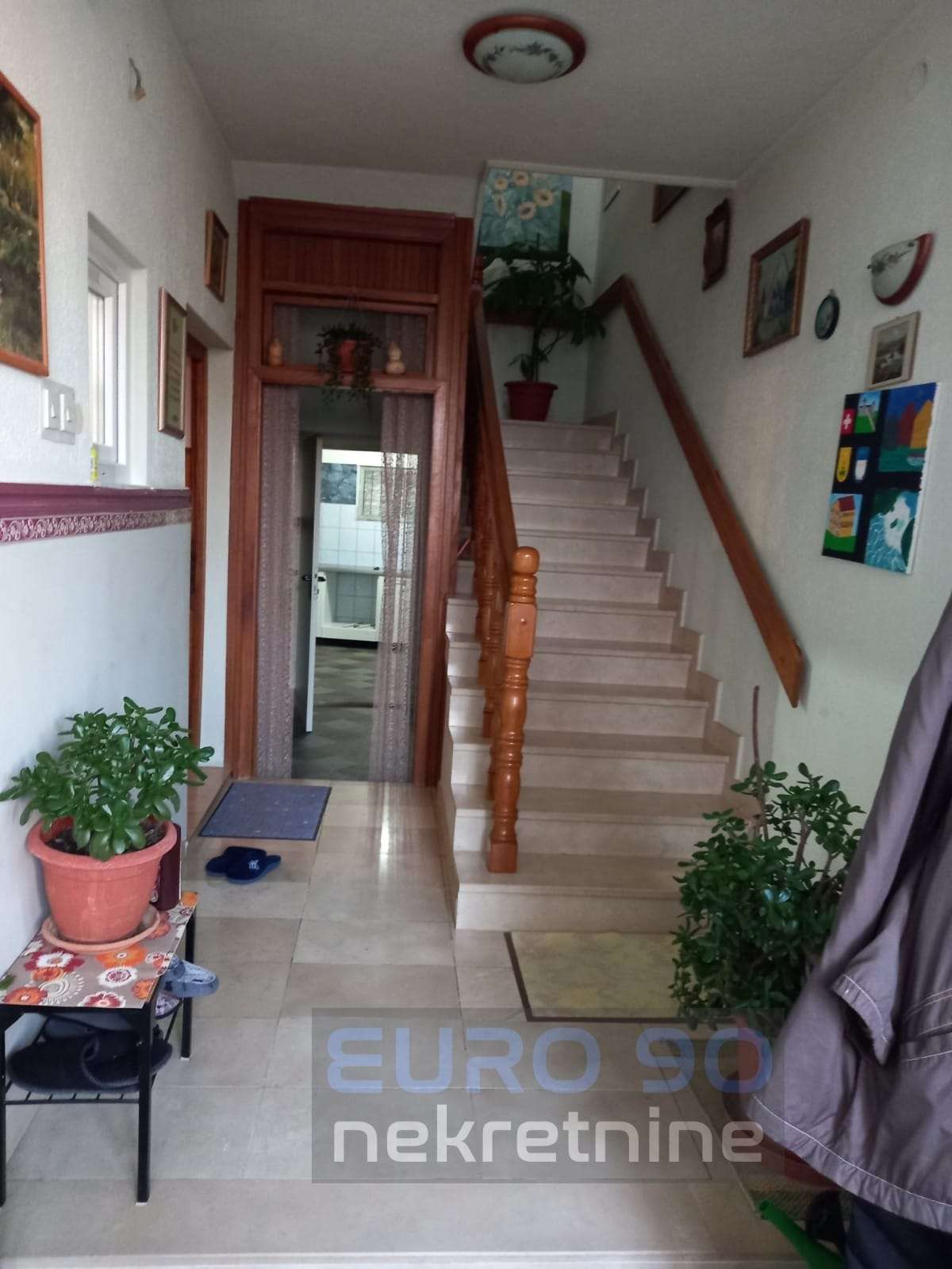 listing-small
