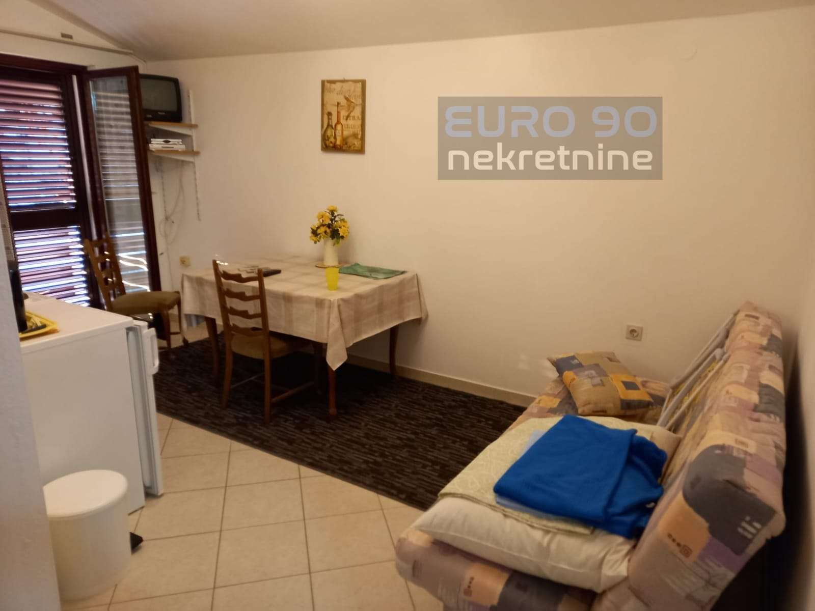 listing-small
