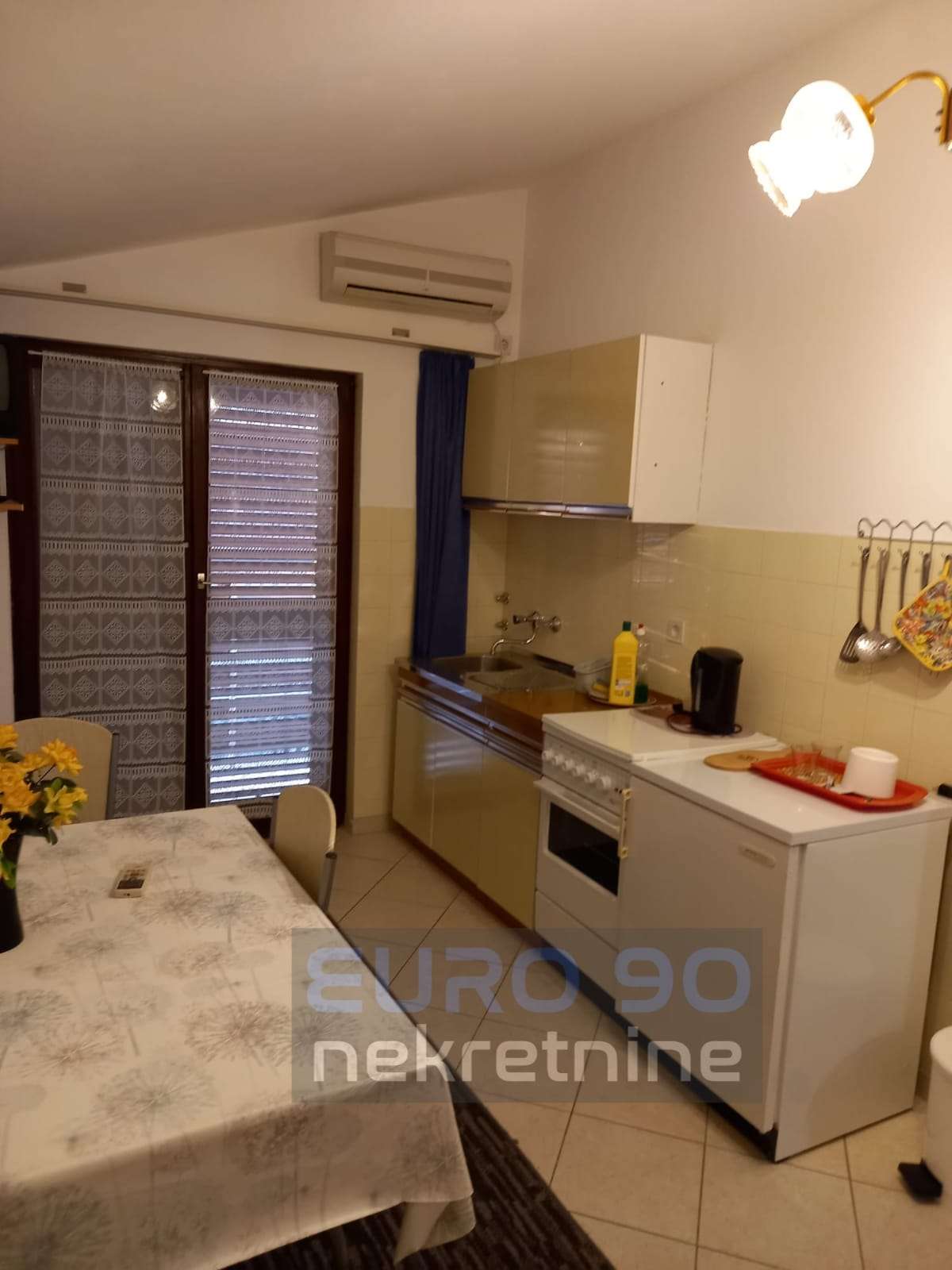 listing-small