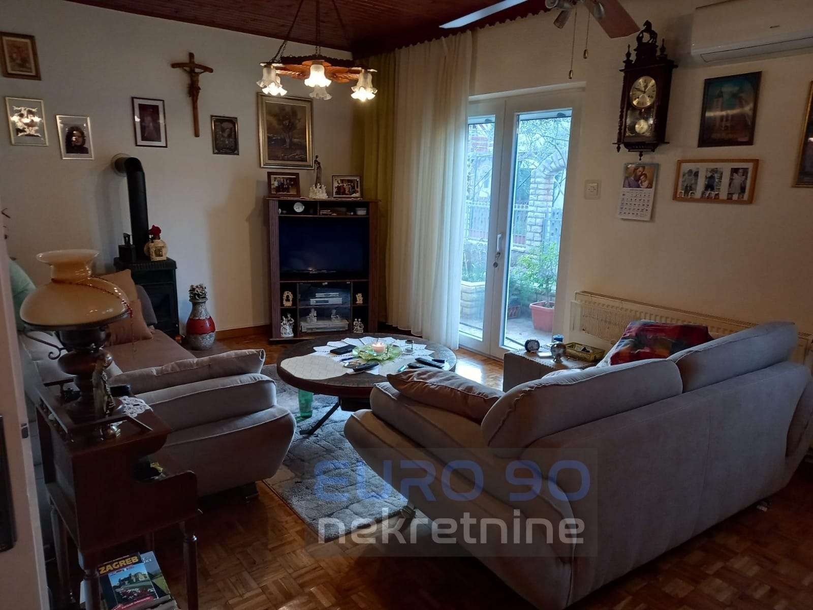 listing-small