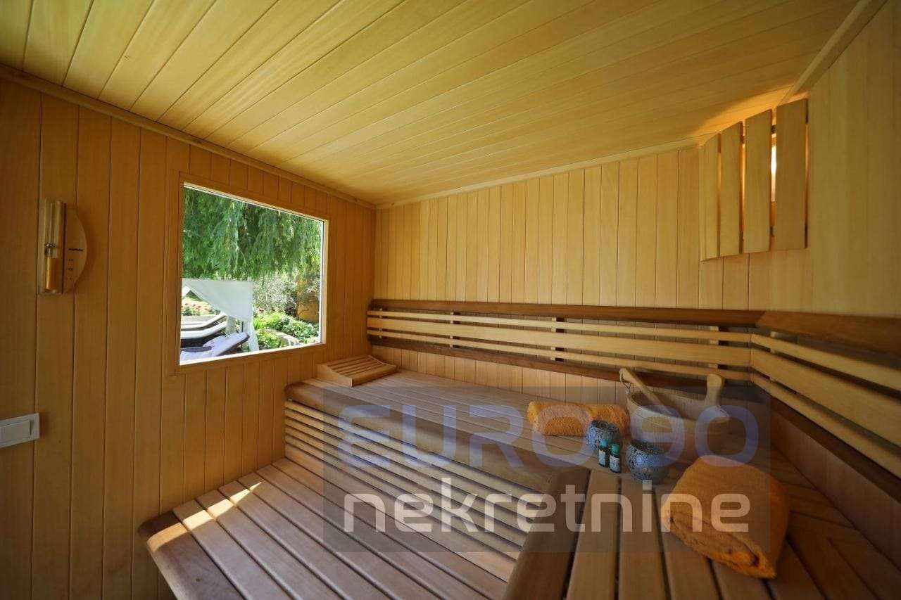 listing-small