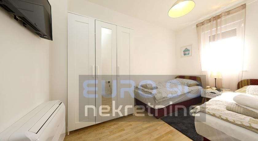 listing-small