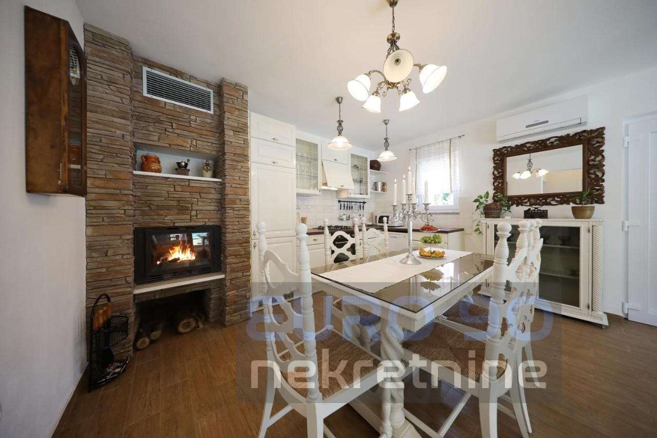 listing-small