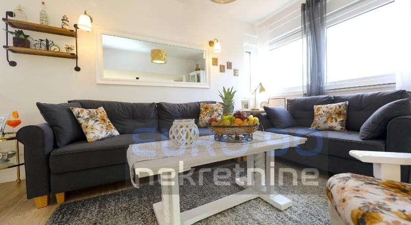 listing-small