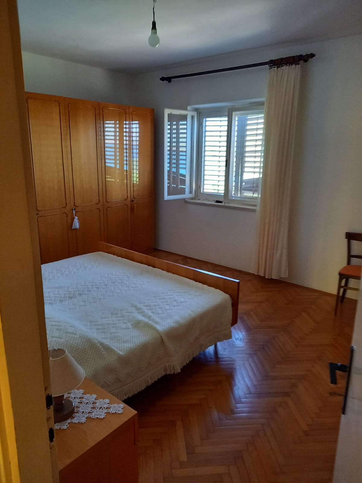 listing-small
