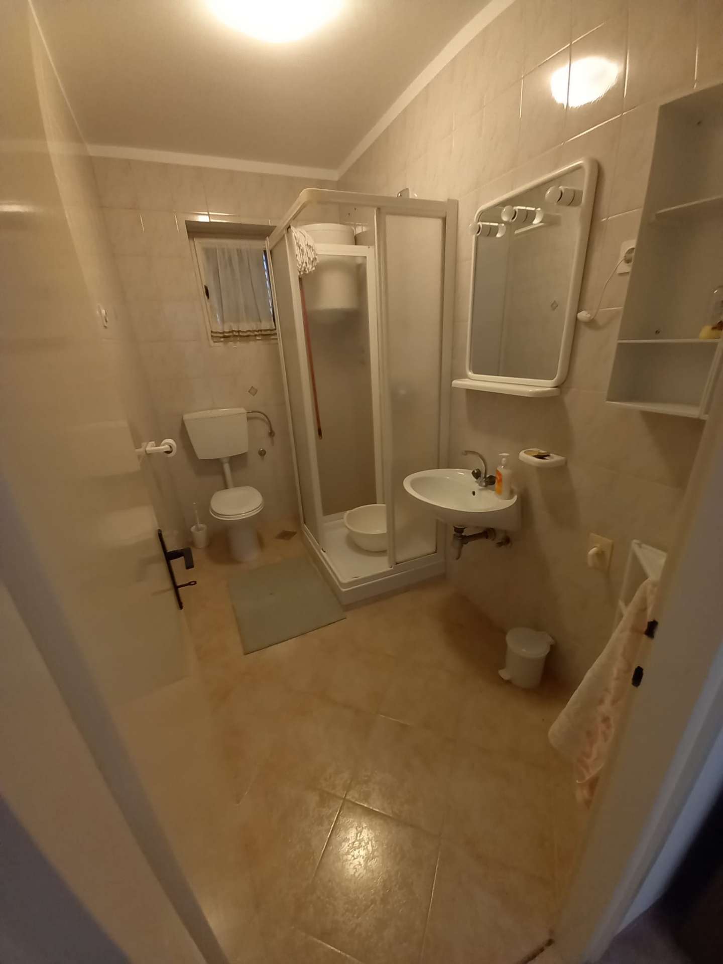 listing-small