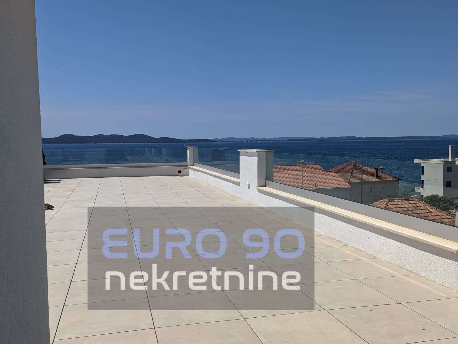 listing-small