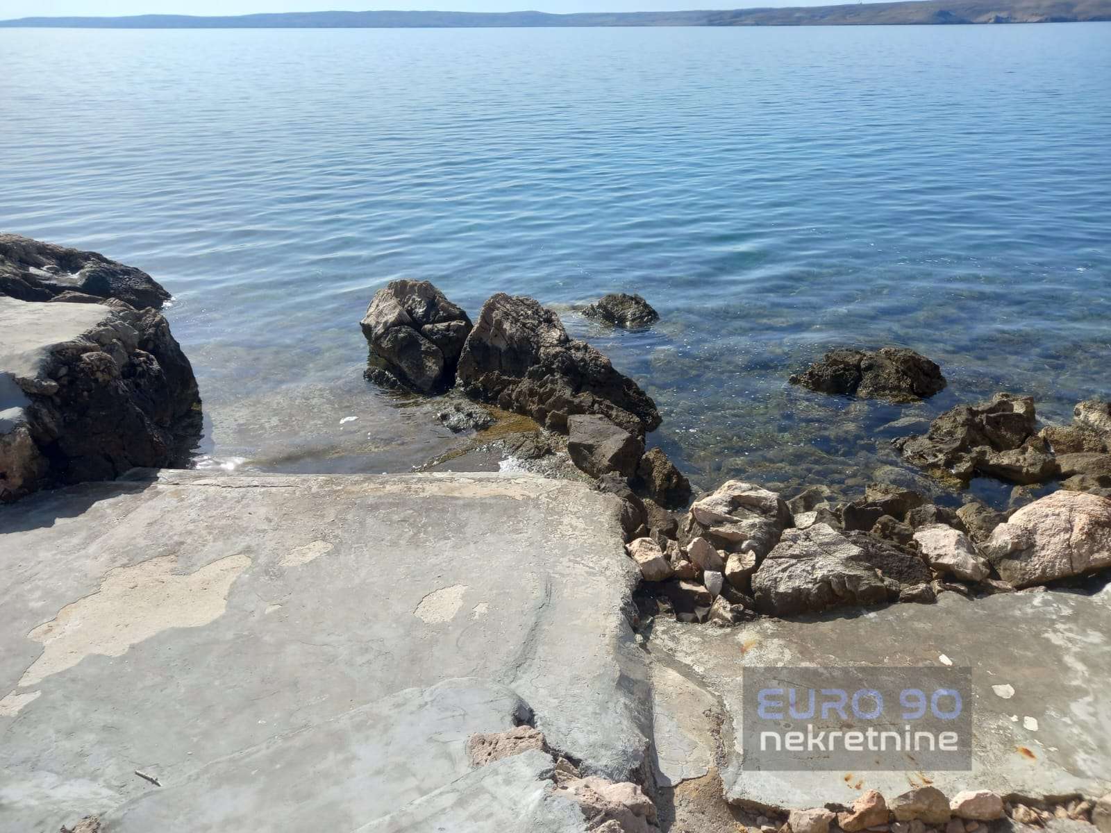 listing-small