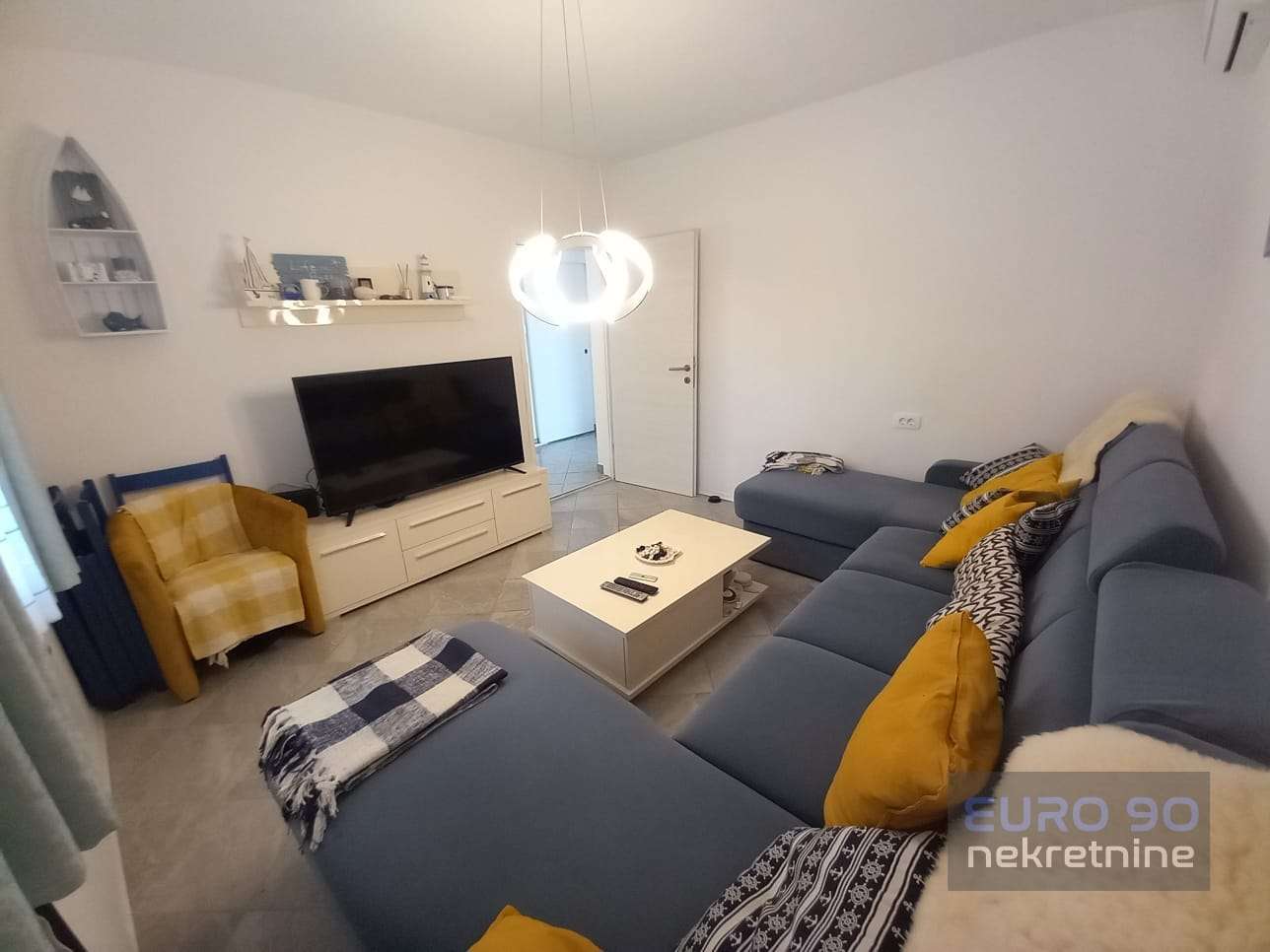 listing-small