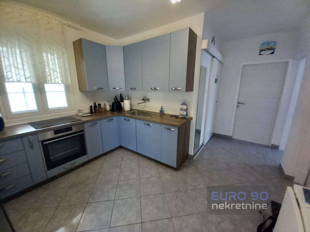 listing-small