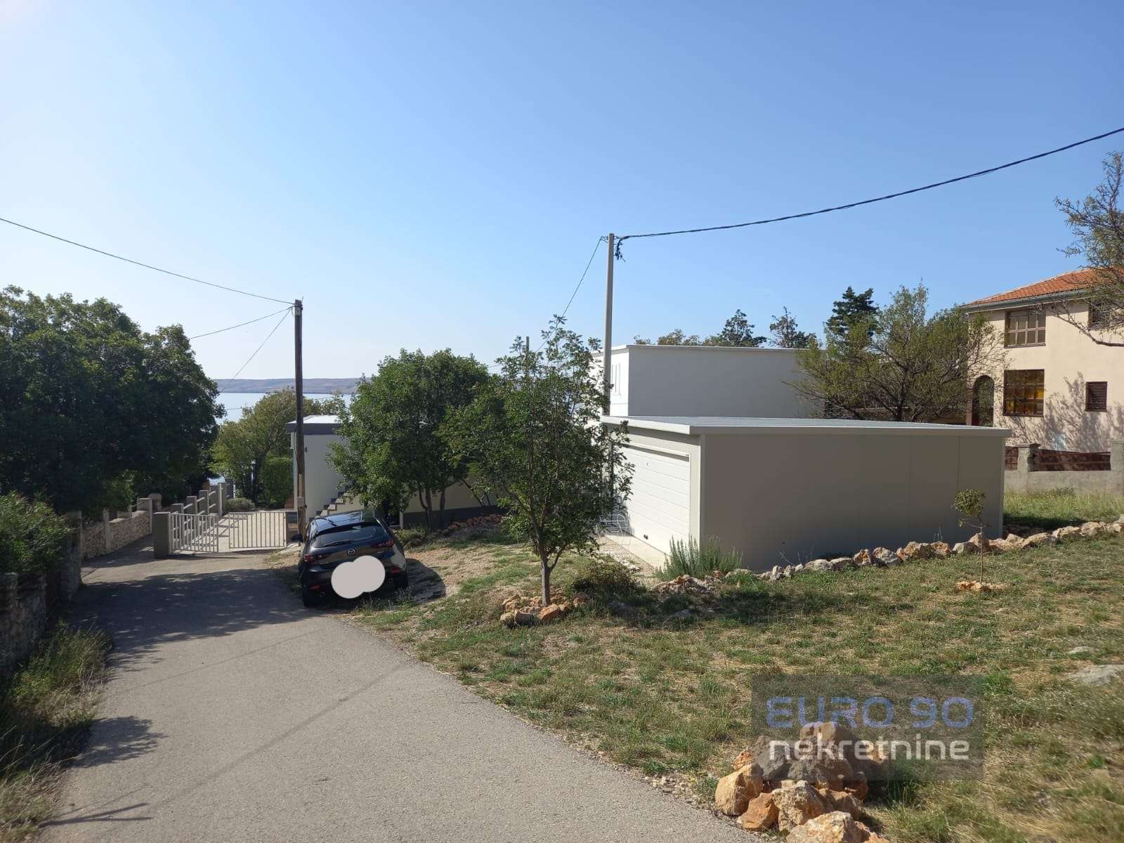 listing-small