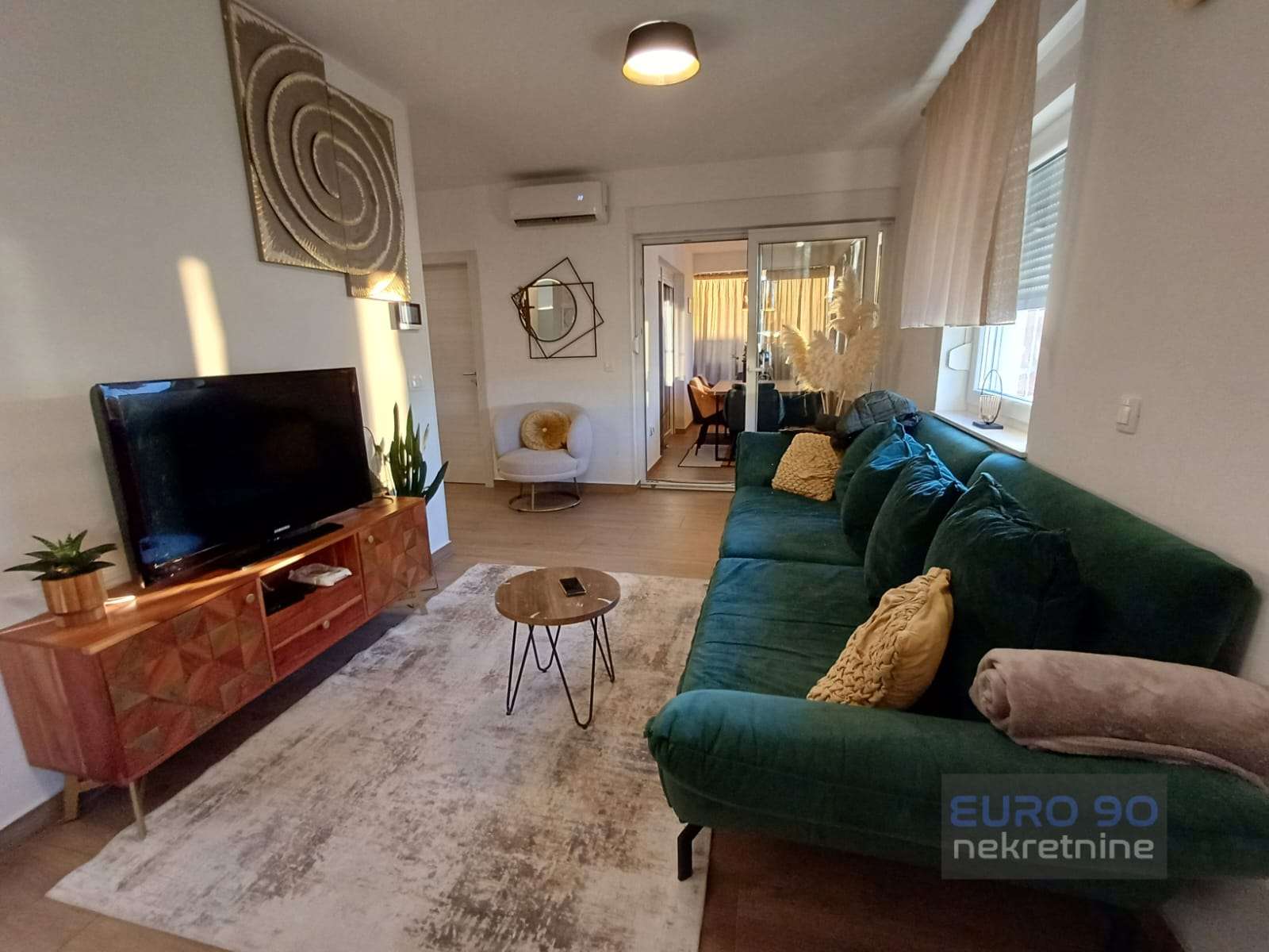 listing-small