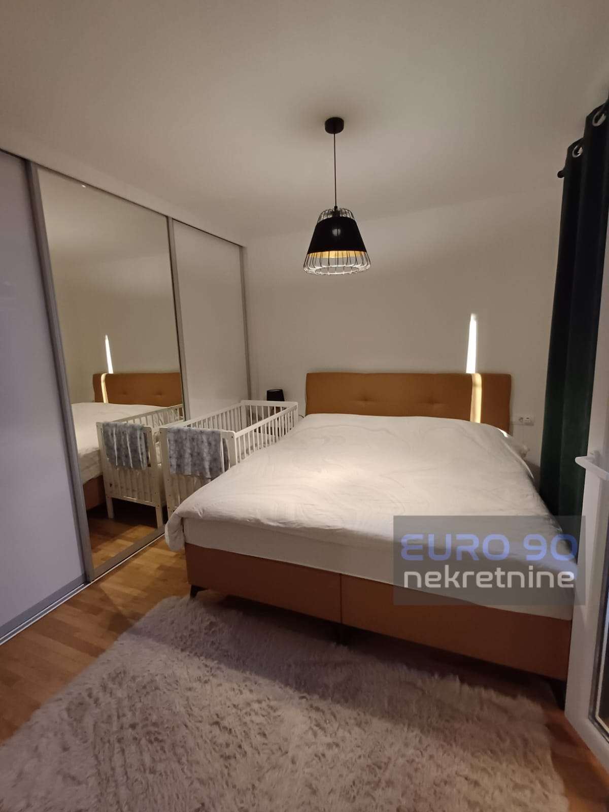 listing-small