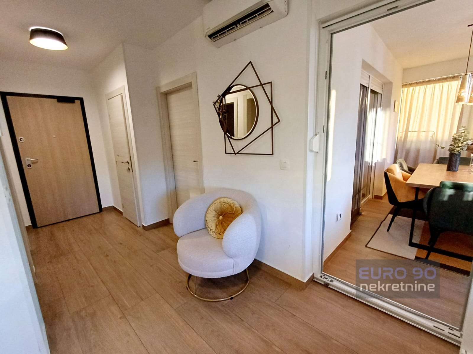 listing-small