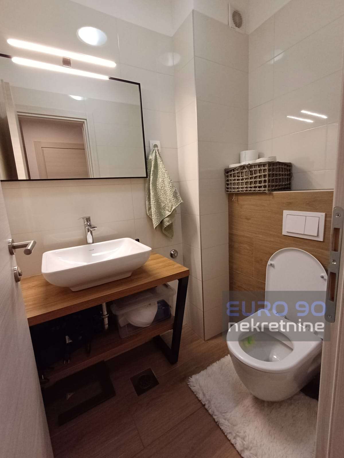 listing-small