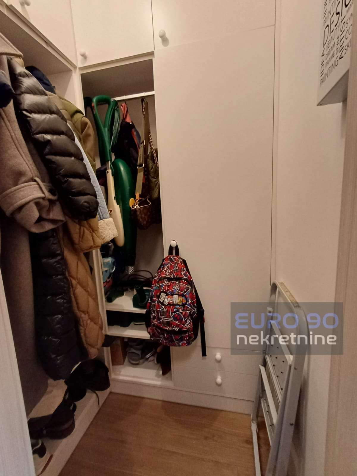 listing-small