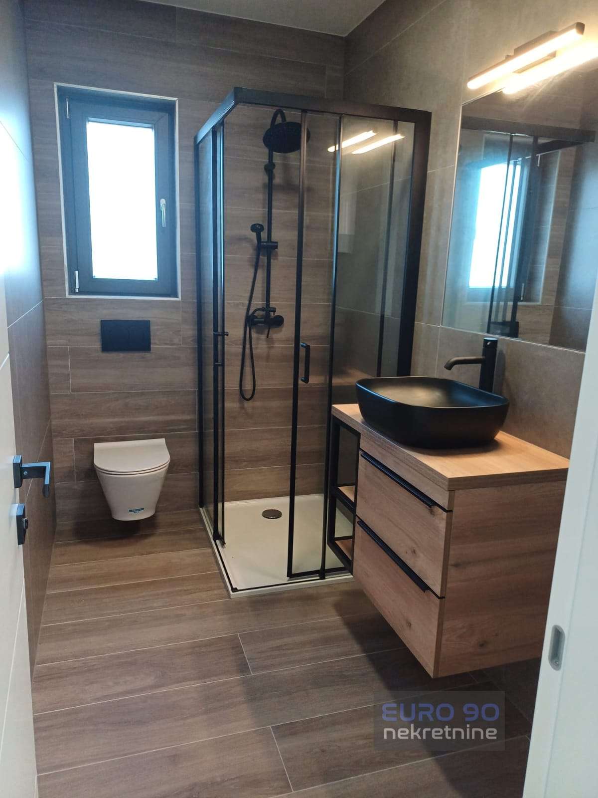listing-small