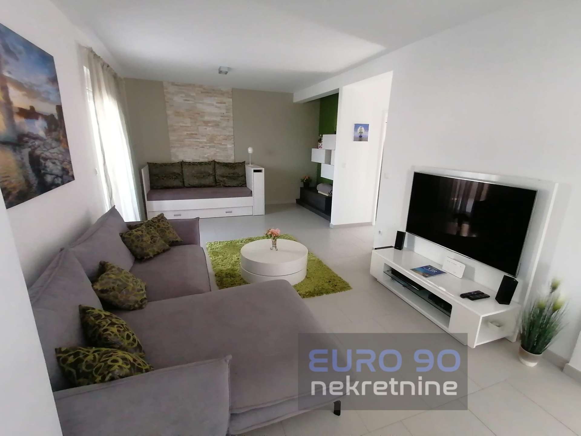 listing-small