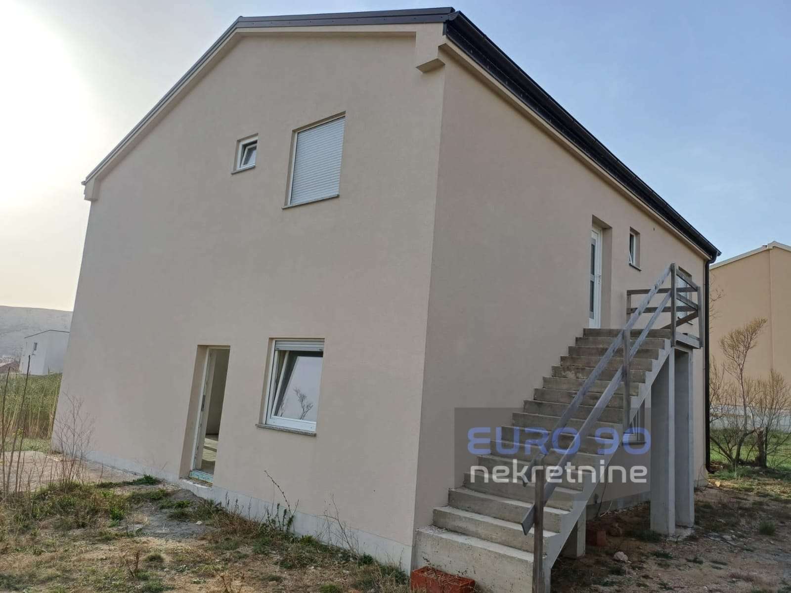 listing-small