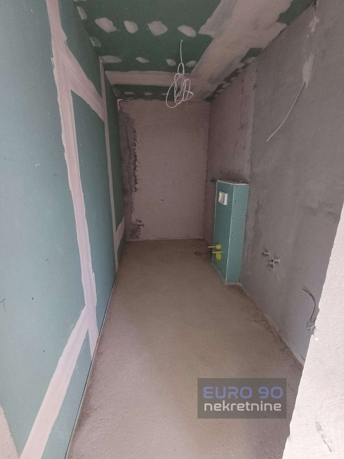 listing-small