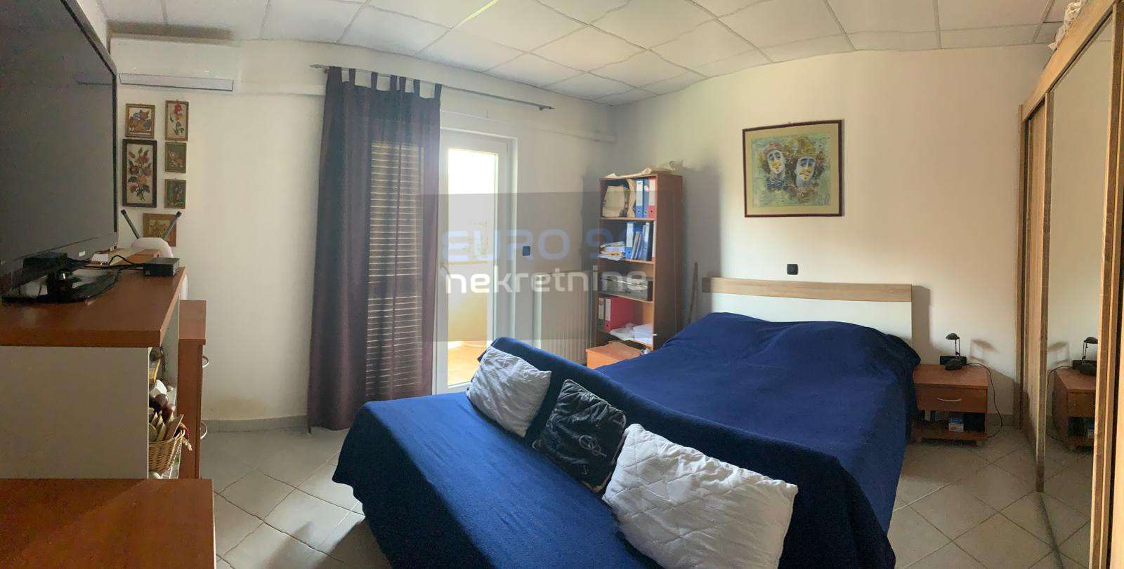 listing-small