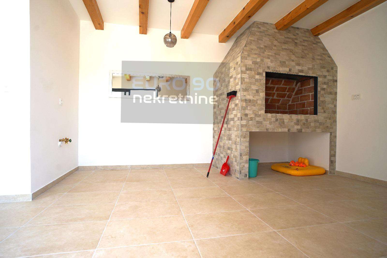 listing-small