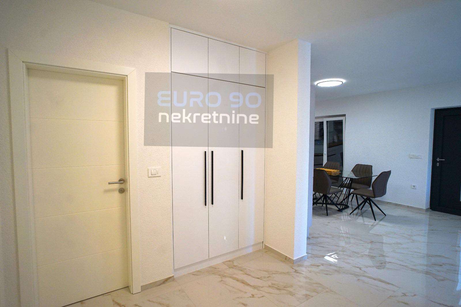 listing-small