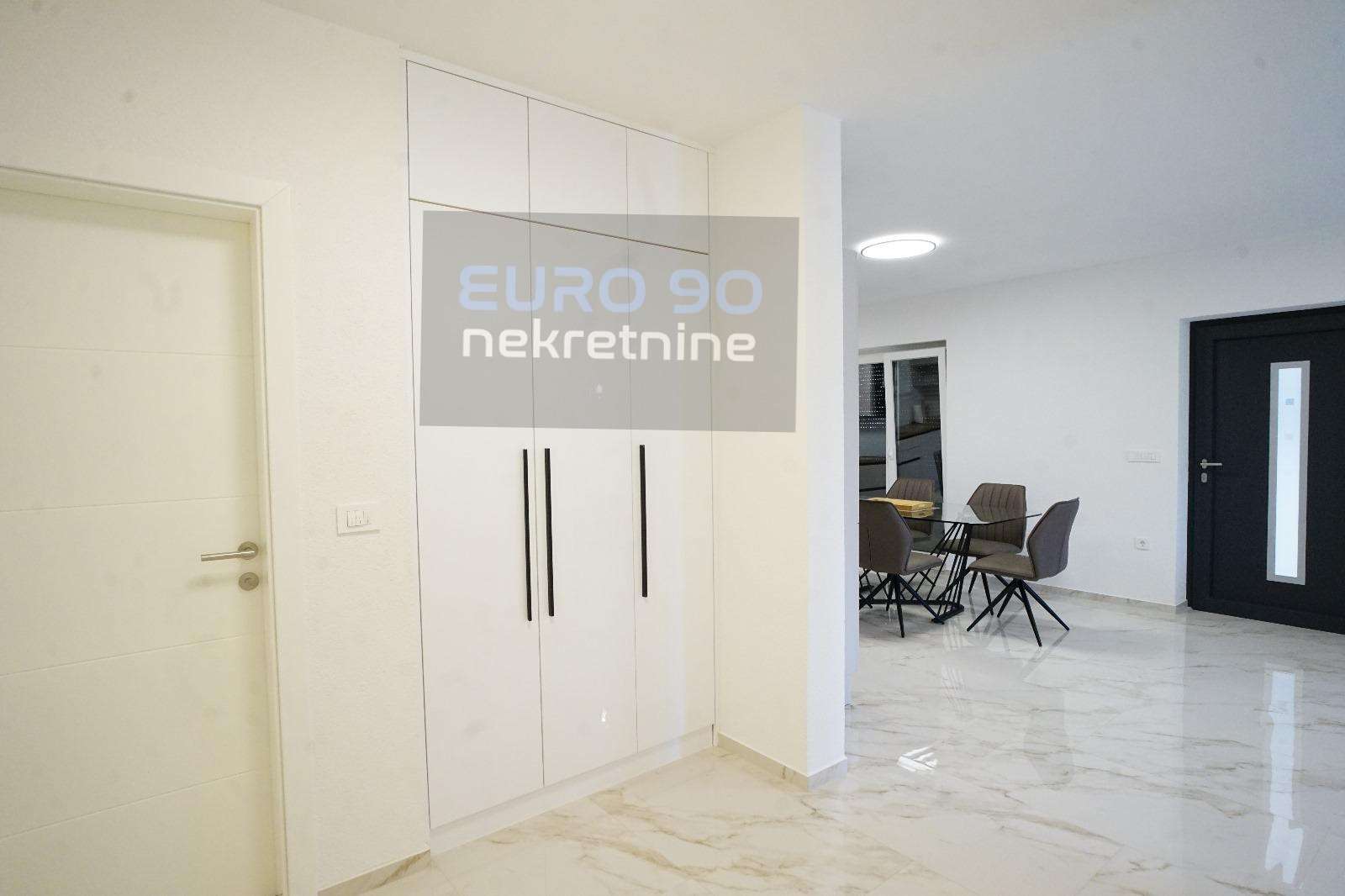 listing-small