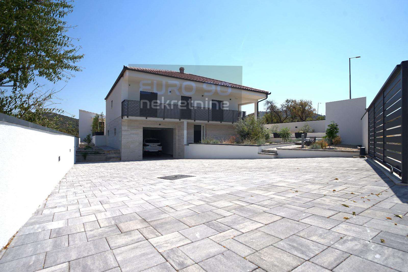 listing-small