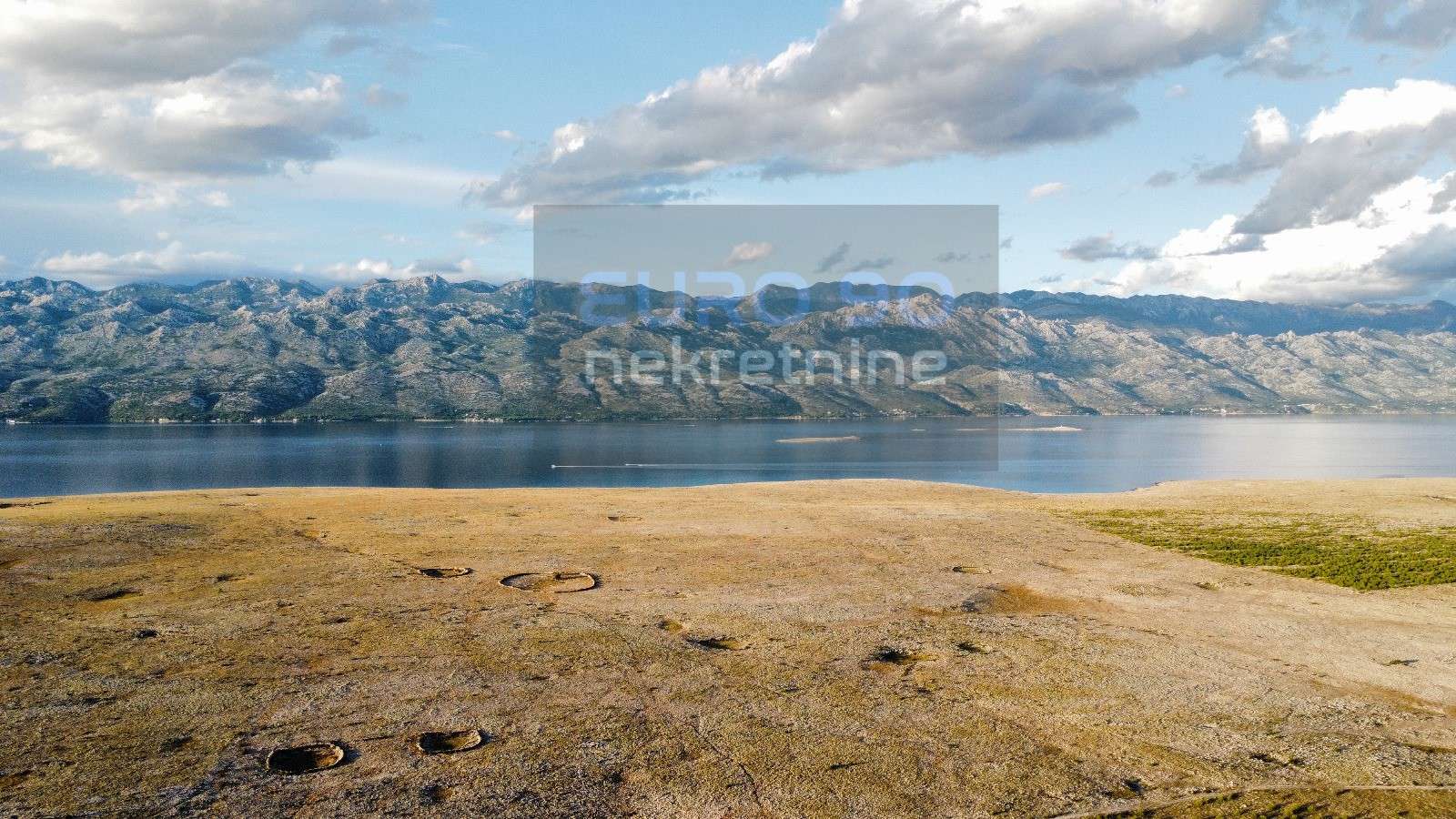 listing-small