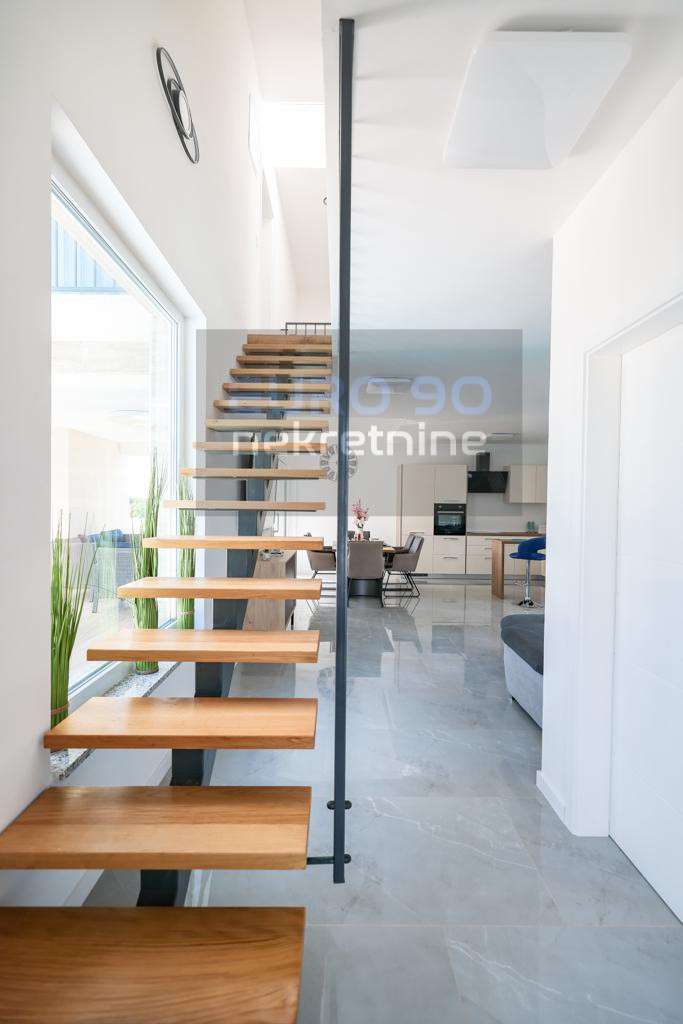 listing-small