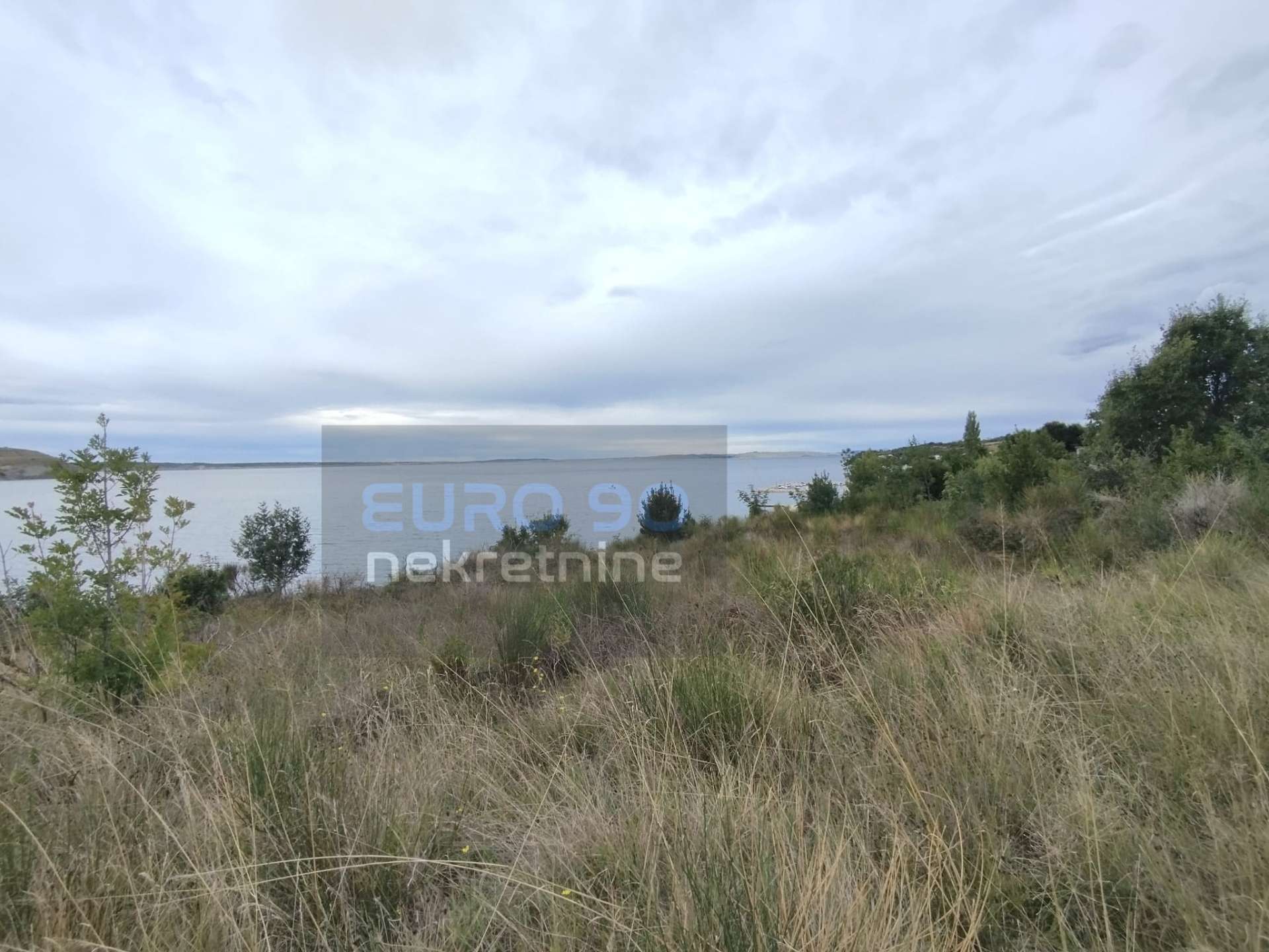 listing-small