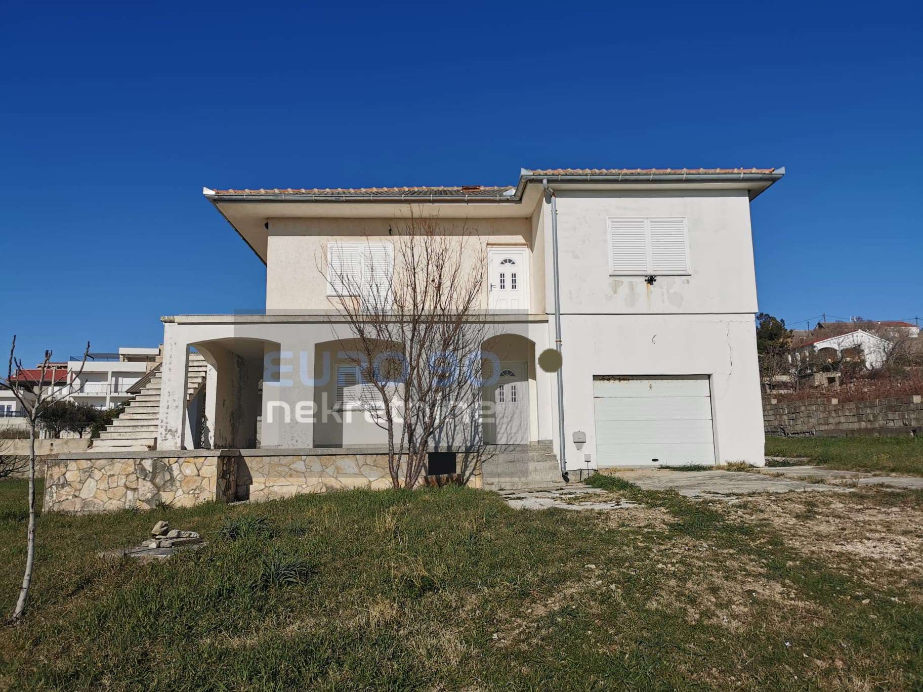 listing-small