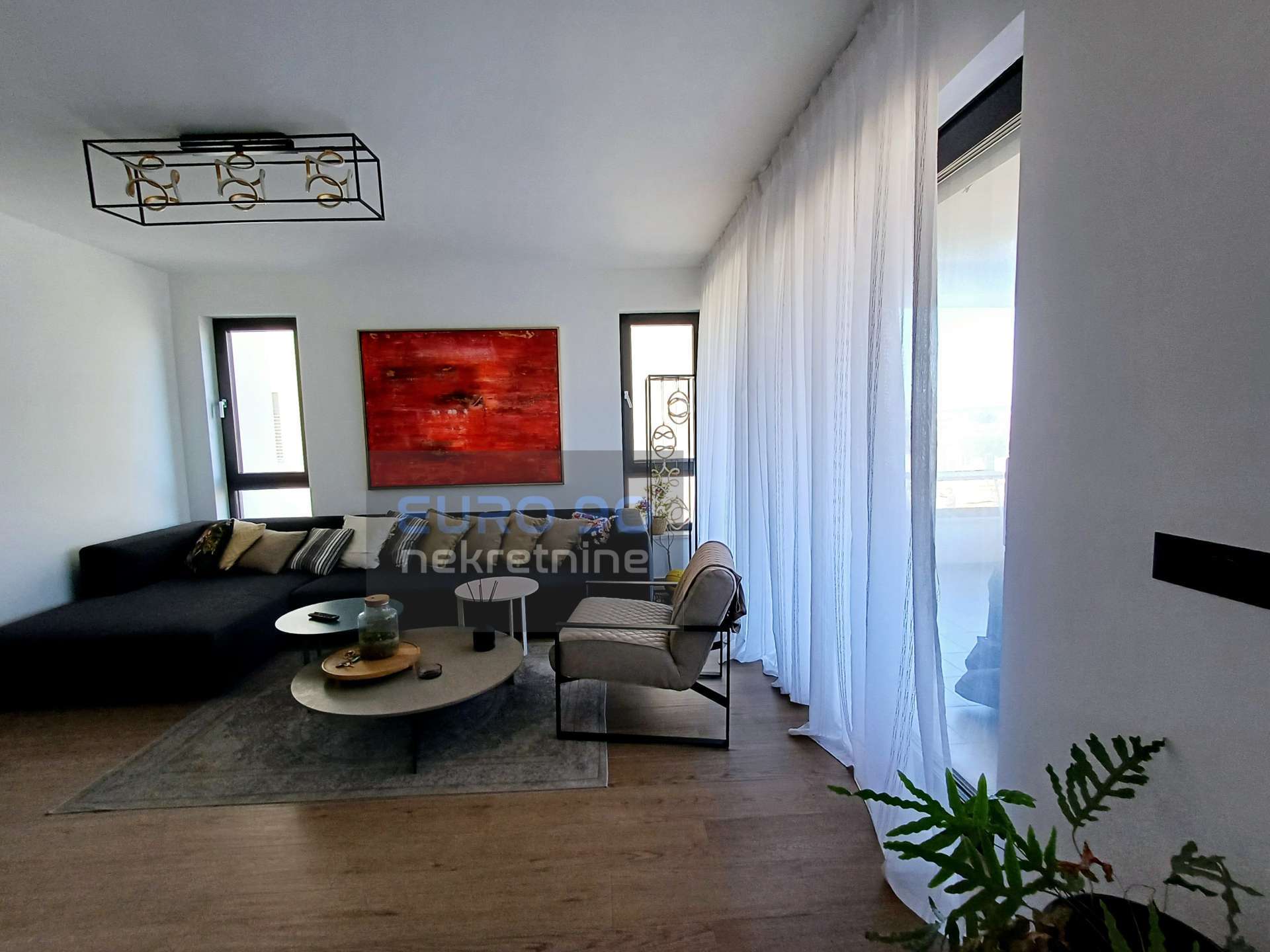 listing-small