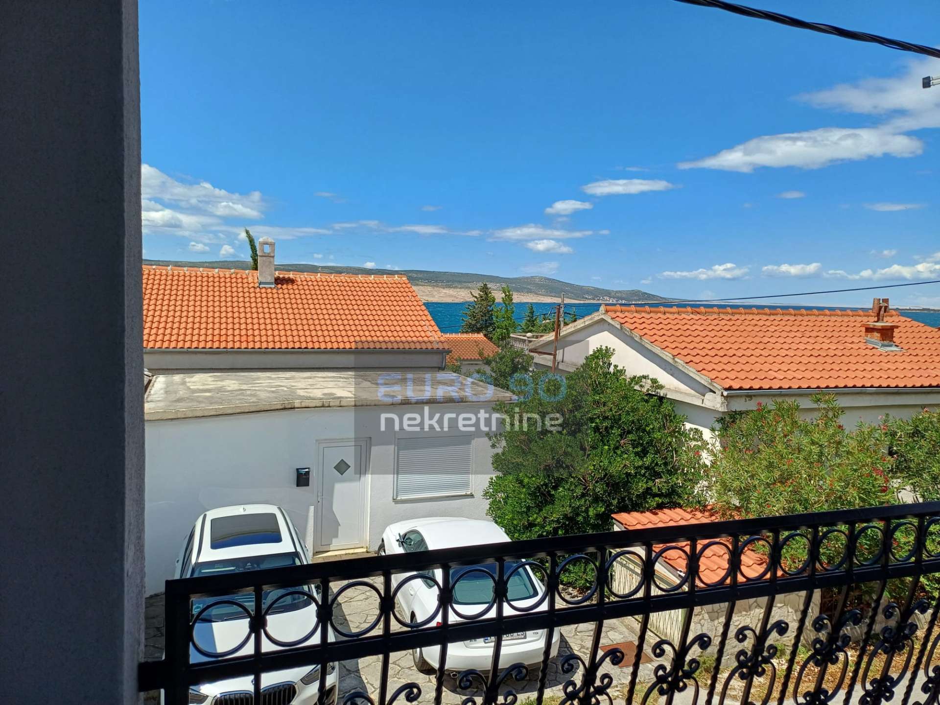 listing-small