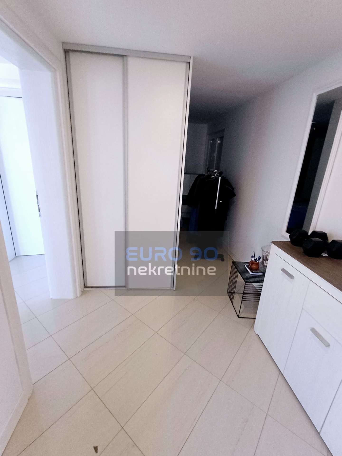 listing-small