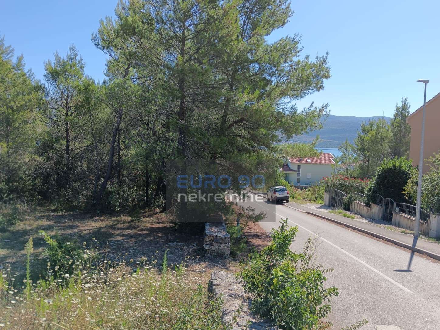 listing-small