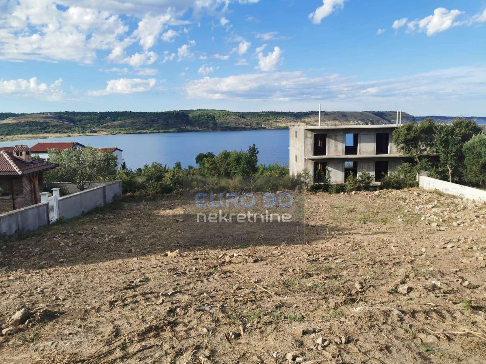 listing-small