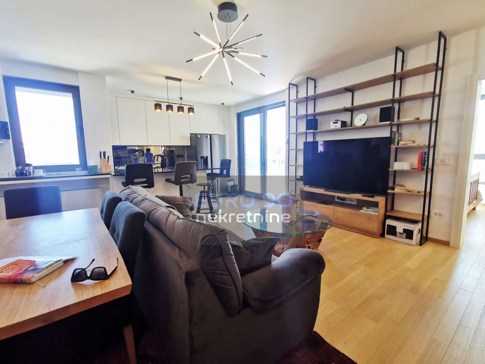 listing-small