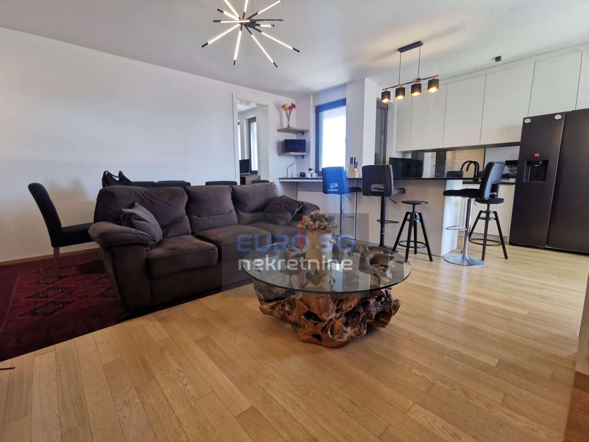 listing-small