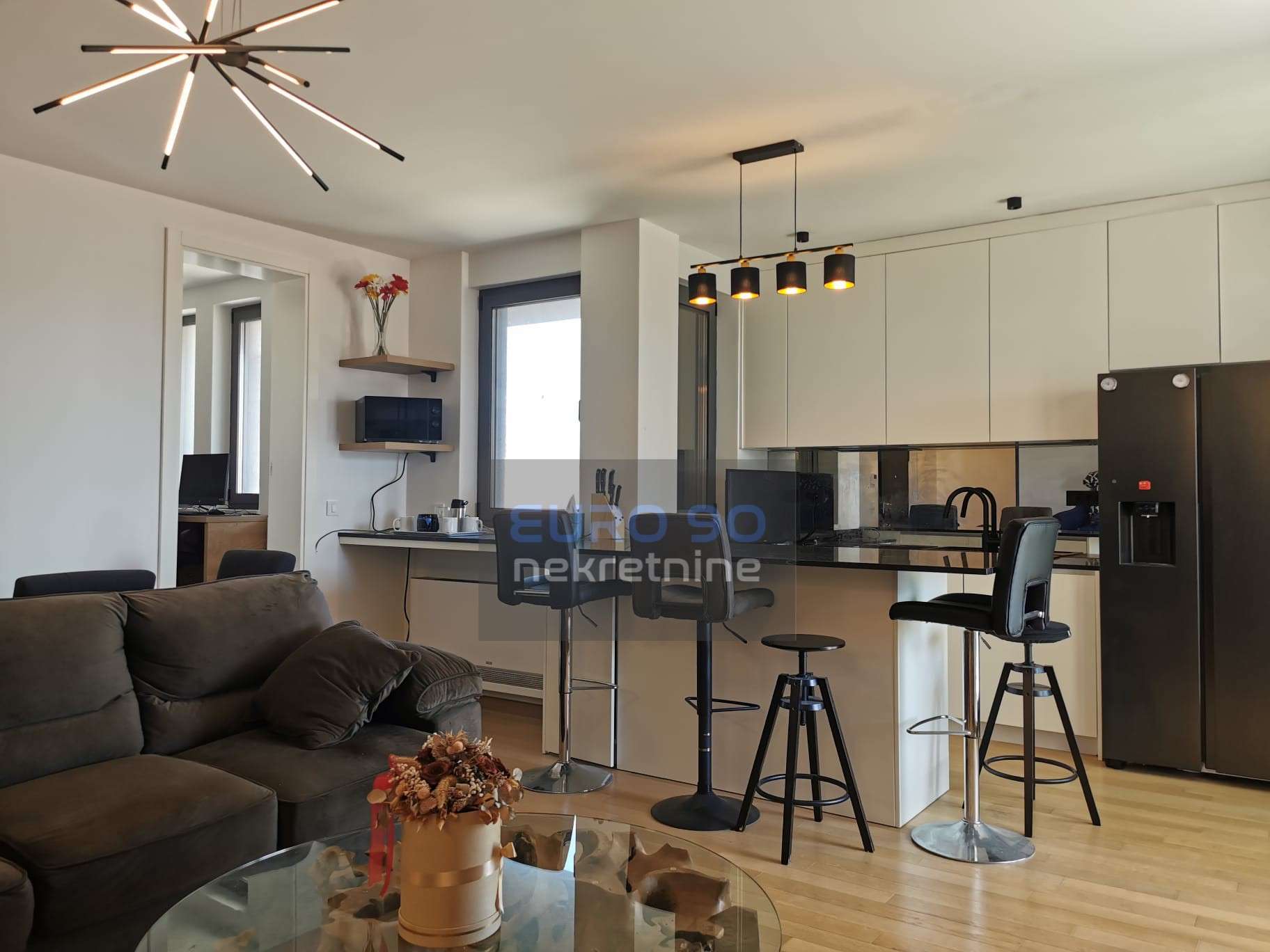 listing-small