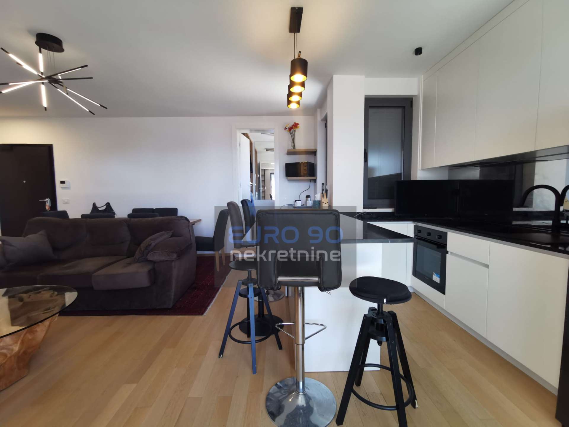 listing-small