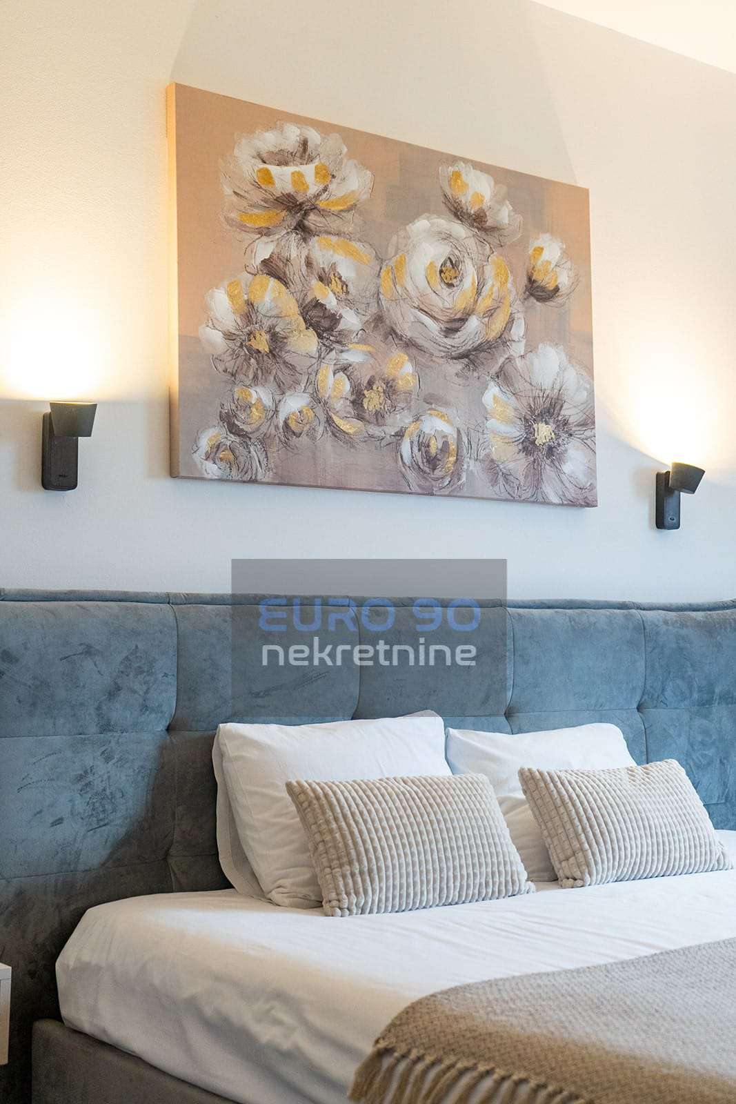 listing-small