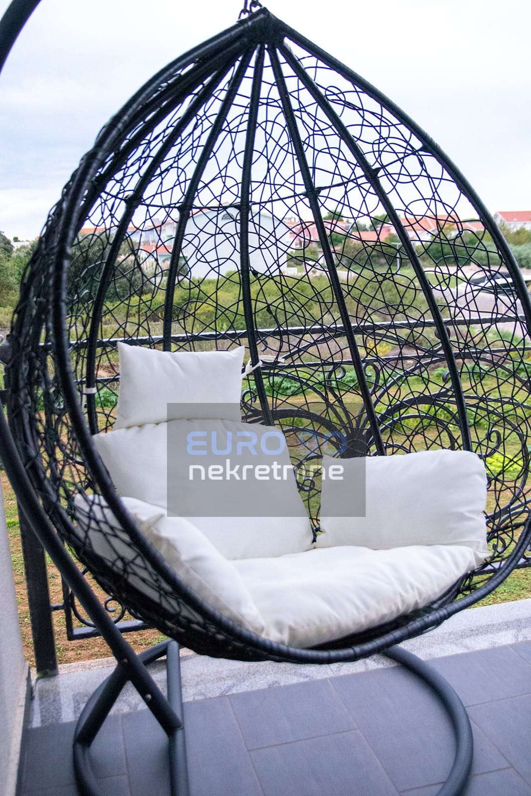 listing-small